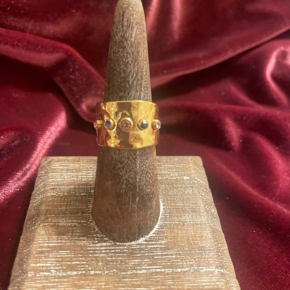 Sundance Gold Ring with Purple Accents